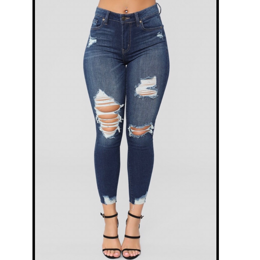 Fashion nova BRAND NEW ankle jeans